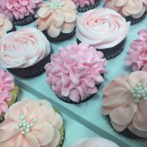 <span>Specialty</span>  Cupcakes